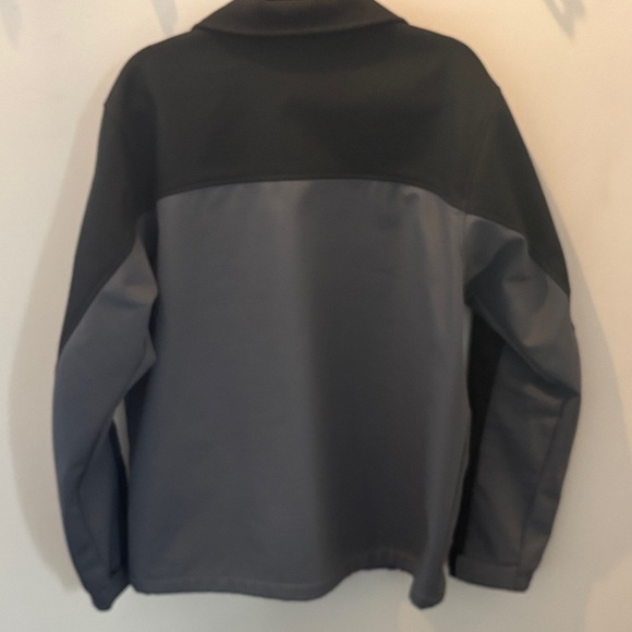 Columbia Men's Two-Tone Performance Jacket - Picture 4 of 5